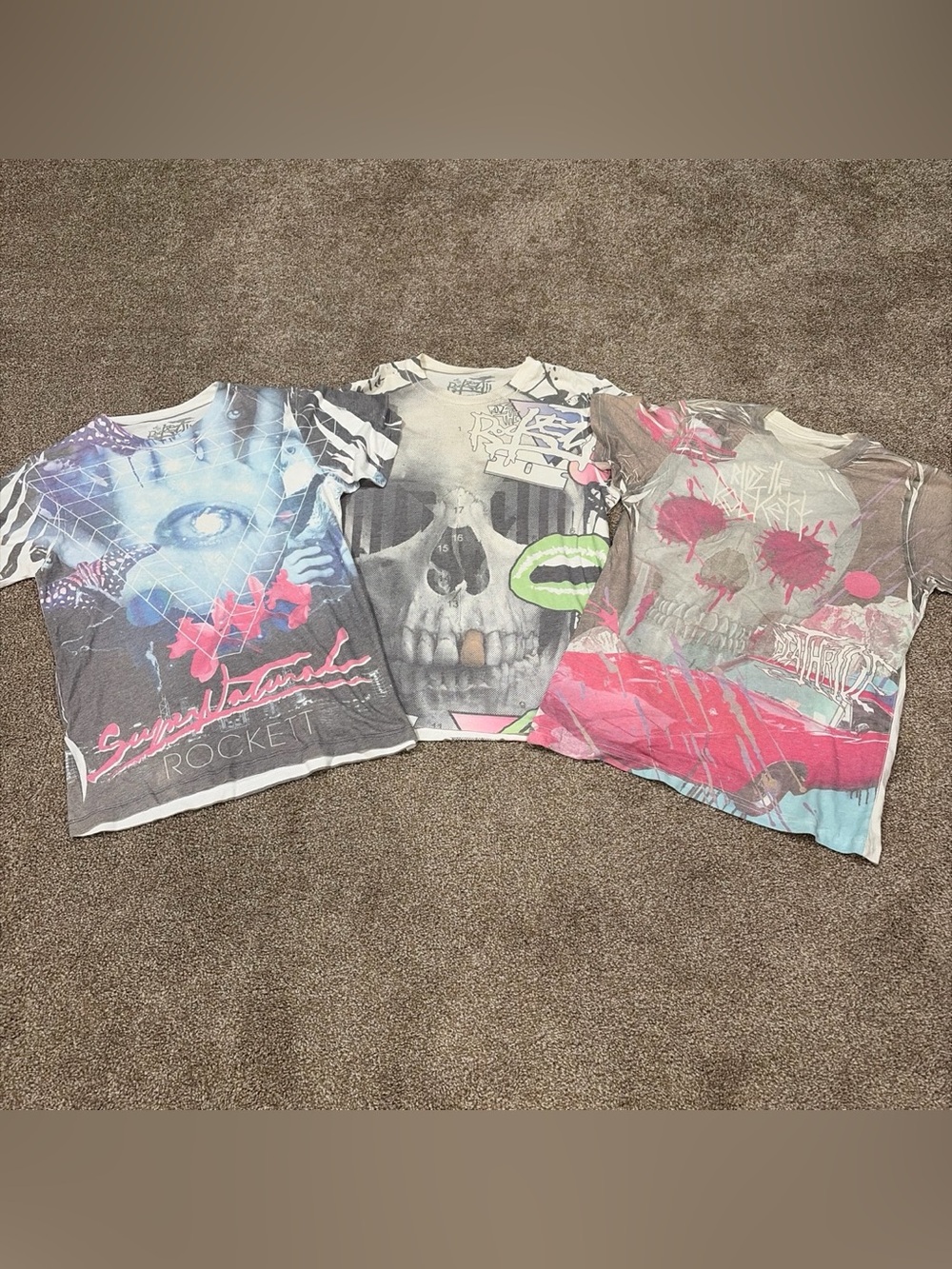 Rockett vintage Dye sublimation Small T-shirt bundle